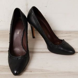 Bruno Magli Black Leather Slip On Pumps Heels 38.5